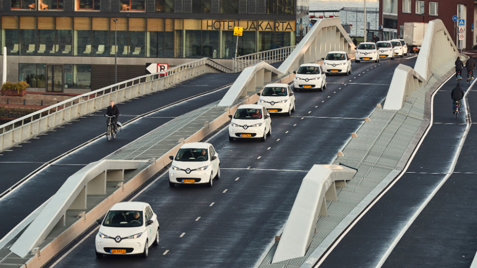 Deelauto in de geest van het wittefietsenplan