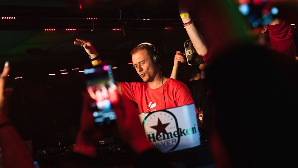 Armin van Buuren brengt 55.000 trancefans samen in Jaarbeurs Utrecht 