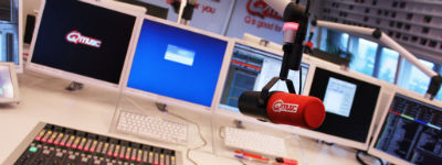 ADCN en Q-Music gaan samen radio-reclame innoveren