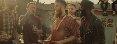 Vodafone en Achtung! grillen een roedel hipsters