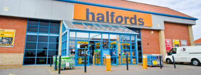 Halfords mag met nog eens 12 winkels doorstarten 