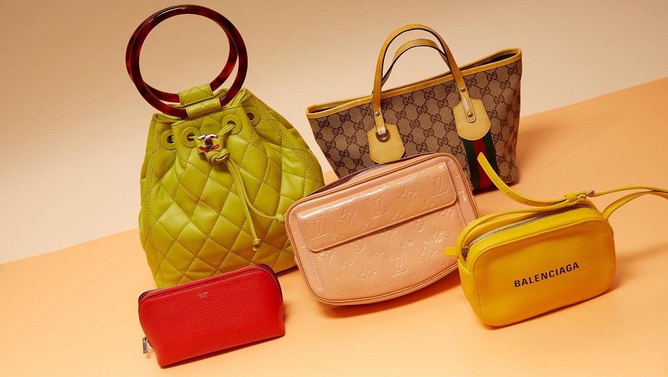 Pre-loved items van Louis Vuitton, Gucci en Burberry in Batavia Stad