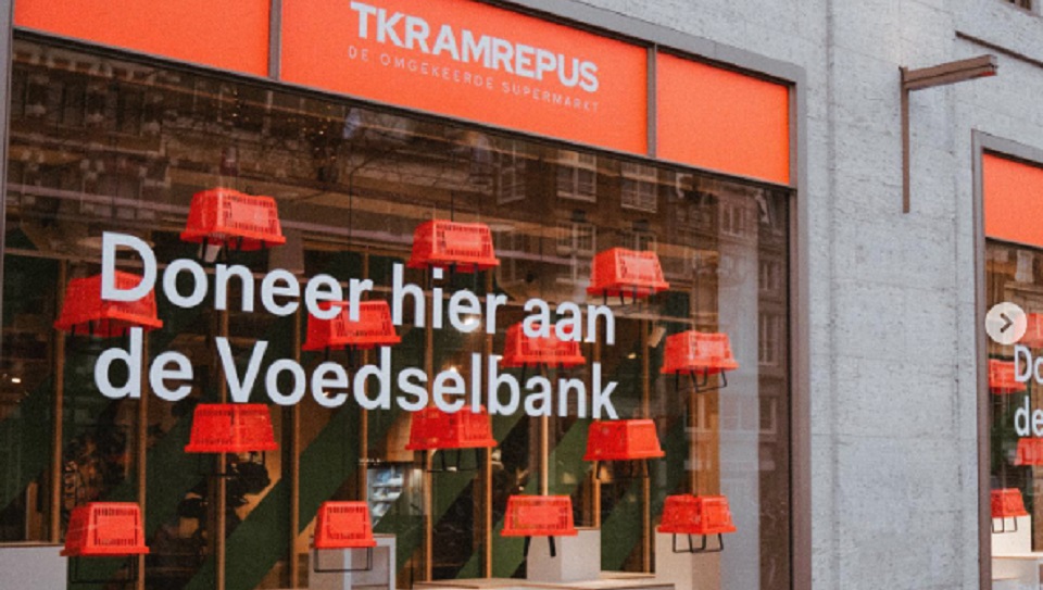 Adyen start Omgekeerde Supermarkt in hartje Amsterdam namens Voedselbank