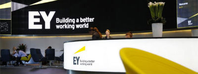 EY kiest voor Universal Media