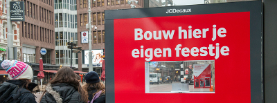 Vodafone bouwt abri's JCDecaux om tot mega-jukebox