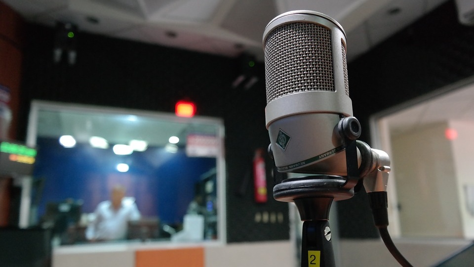 Adverteerders steken weer meer geld in radioreclame