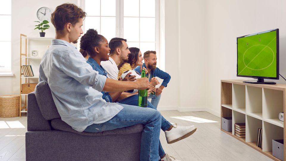Bestedingen TV-reclame dalen 4,3% in eerste helft 2023