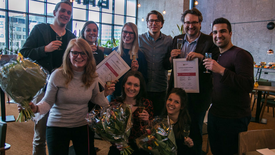 Eerste Schaal+ talenten ontvangen e-Academy certificaat  