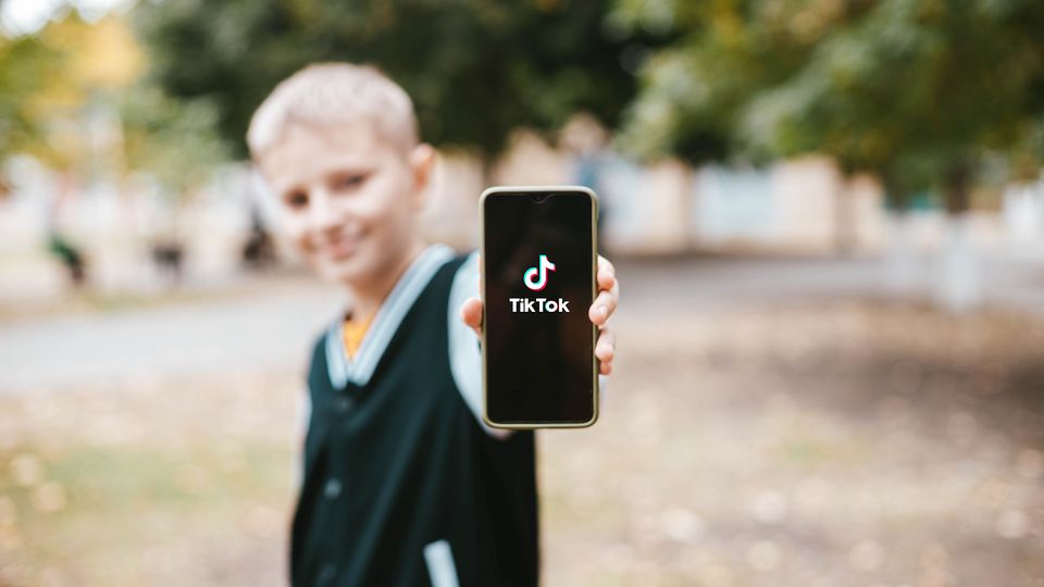 TikTok moet meer onderscheid reclame en content maken