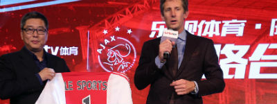 Chinese tv-zender LE TV sponsor van Ajax