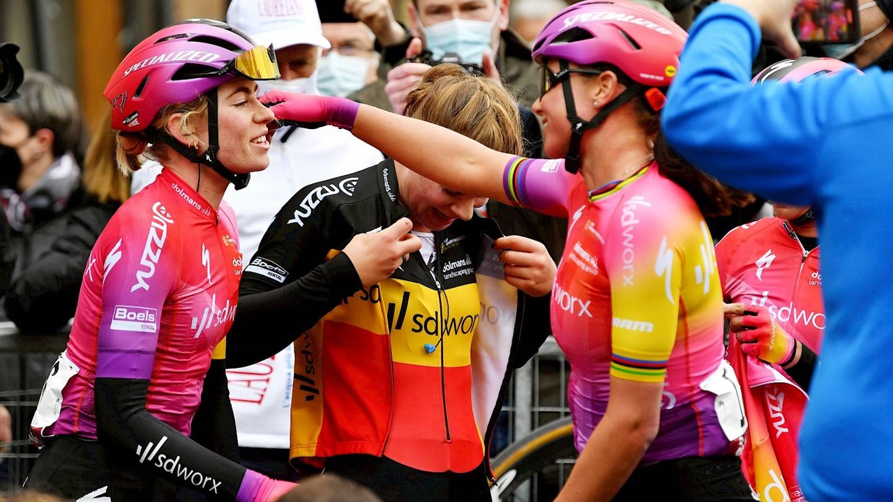 SD Worx sponsort vrouwenwielrennen: 'Een sport die teamgeest en diversiteit omarmt'