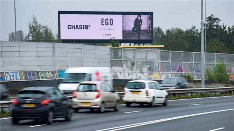 Beyond Outdoor: van start-up naar scale-up in Programmatic DOOH