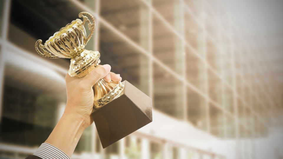 Logeion kiest drie finalisten voor Communicatieman/vrouw 2018