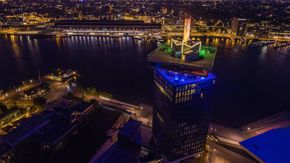 A'dam Toren fleurt muziekindustrie op