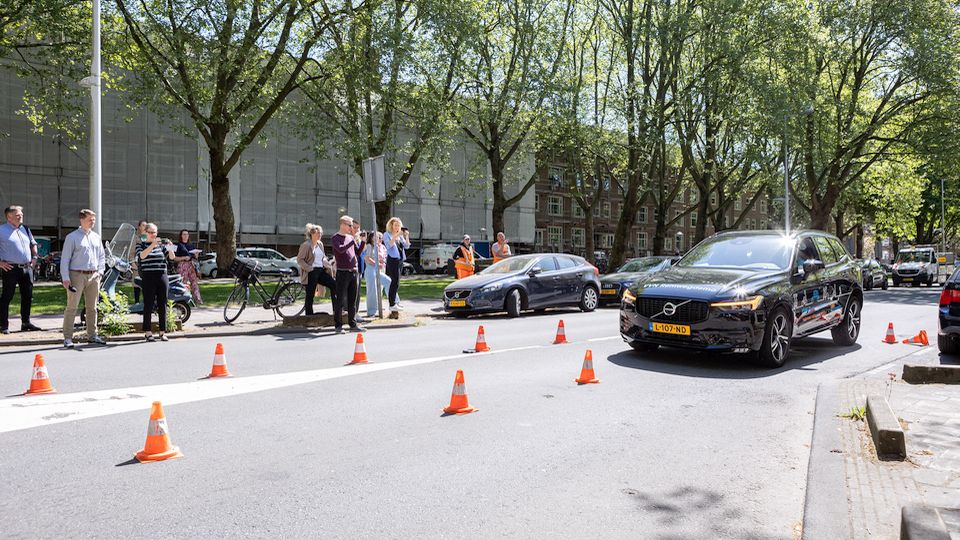 Remwegdemonstratie in Amsterdam trapt campagne Snelheid af