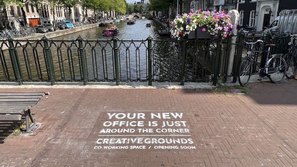 Kantoorverhuurder CreativeGrounds gebruikt guerilla marketing bij concurrenten