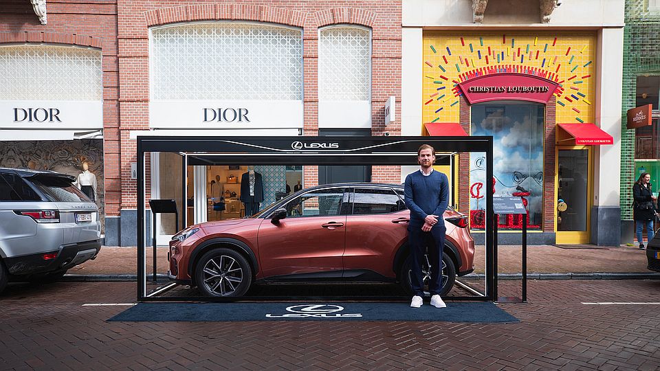 Lexus introduceert nieuwe LBX met tijdelijke showroom P.C. Hooftstraat