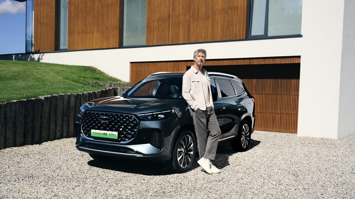 Chery kiest oud-international Van der Sar als merkambassadeur
