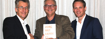 Zorgmarketingboek 'Zorg met liefde en lef' vernieuwd