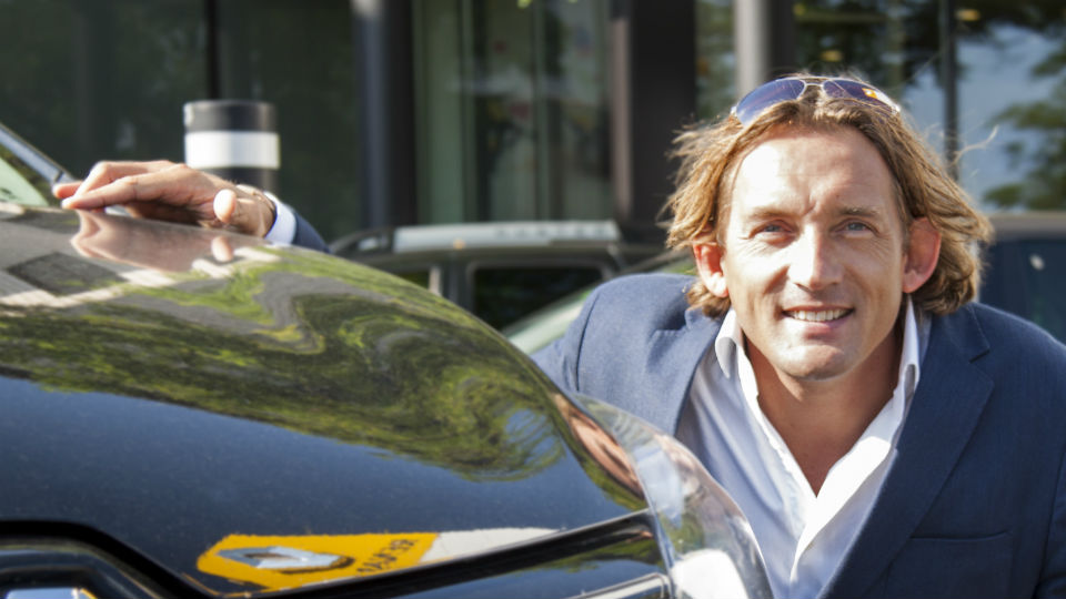Jos van den Bergh zwaait af bij Renault