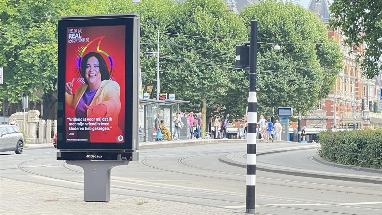 Bezoekers Canal Parade direct DOOH-rolmodel 