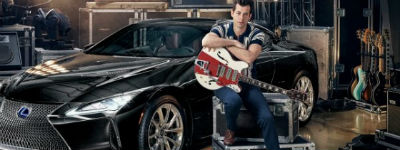 Lexus strikt Mark Ronson voor campagne 'Make Your Mark'