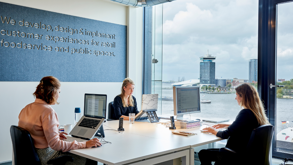 Sandenburg en DST slaan handen ineen