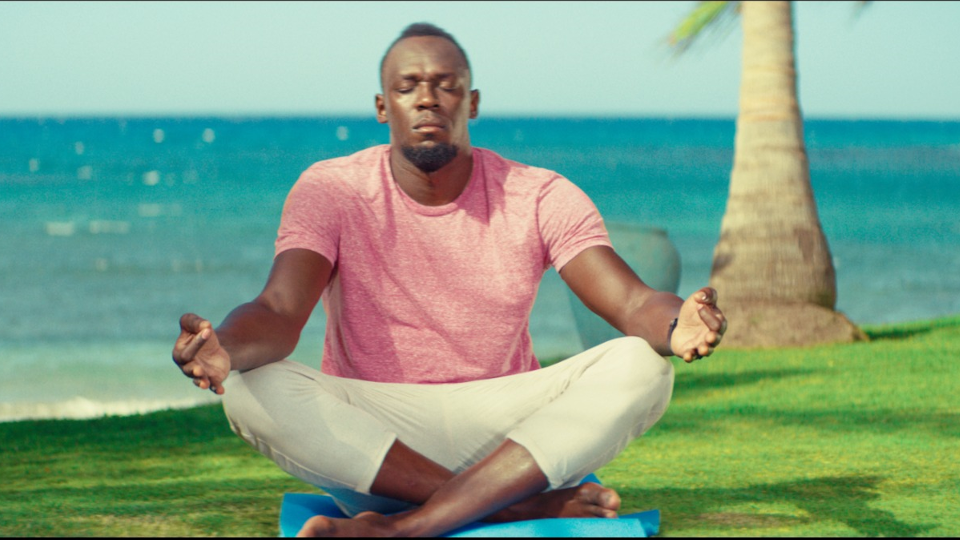 Allianz Direct met Usain Bolt op yoga retraite