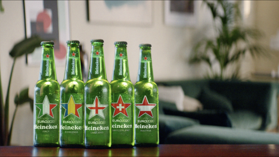 Heineken lanceert EK-campagne: genieten met je rivalen