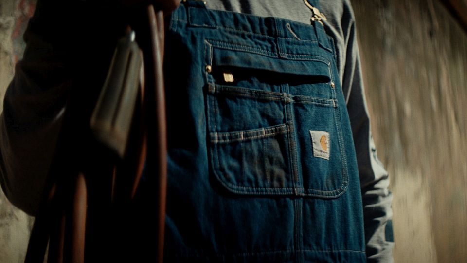 La marque de vêtements de travail Carhartt rend hommage aux travailleurs acharnés d’aujourd’hui