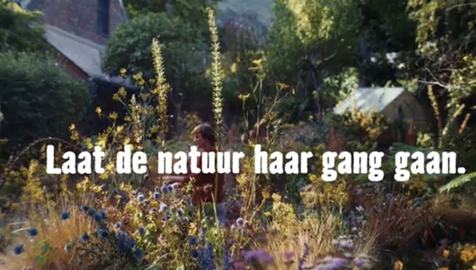 Nieuwe voorjaarscampagne Hornbach toont verwildering tuin