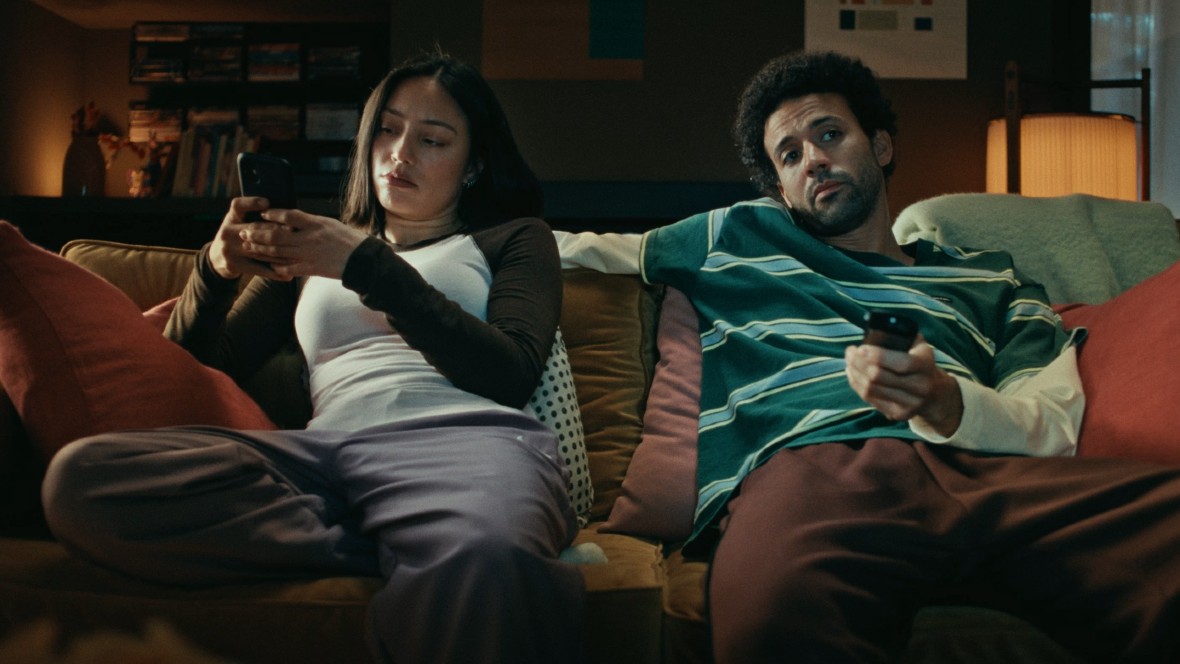 Bever maant Nederland naar buiten