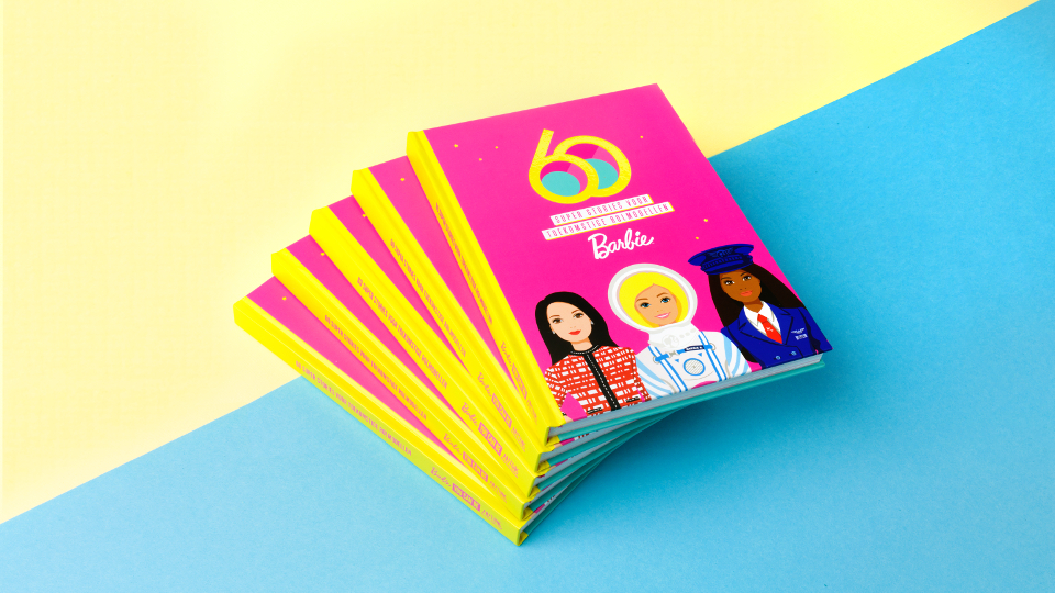 Barbie is jarig en lanceert boek