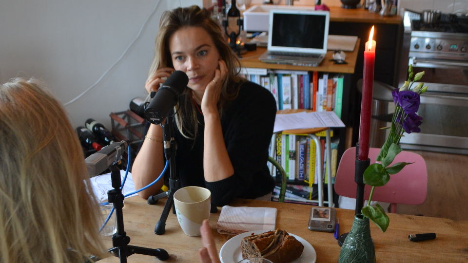 Karwei start podcastserie over woongeluk