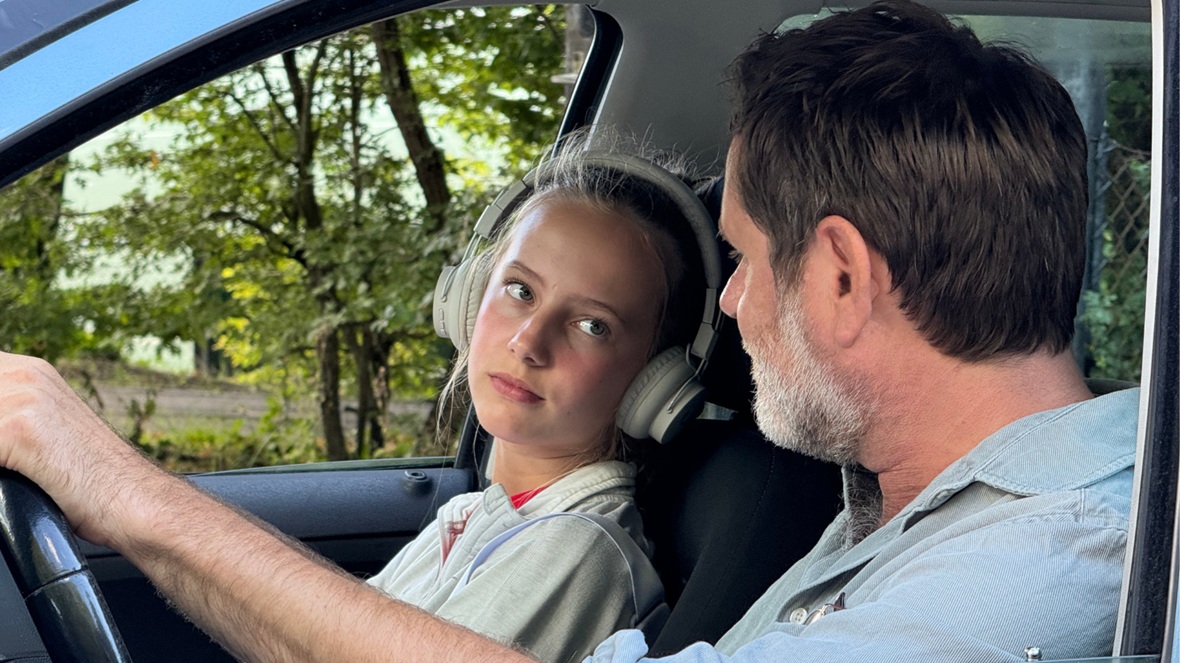 Kinderpostzegels en KPN starten campagne tegen eenzaamheid onder kinderen