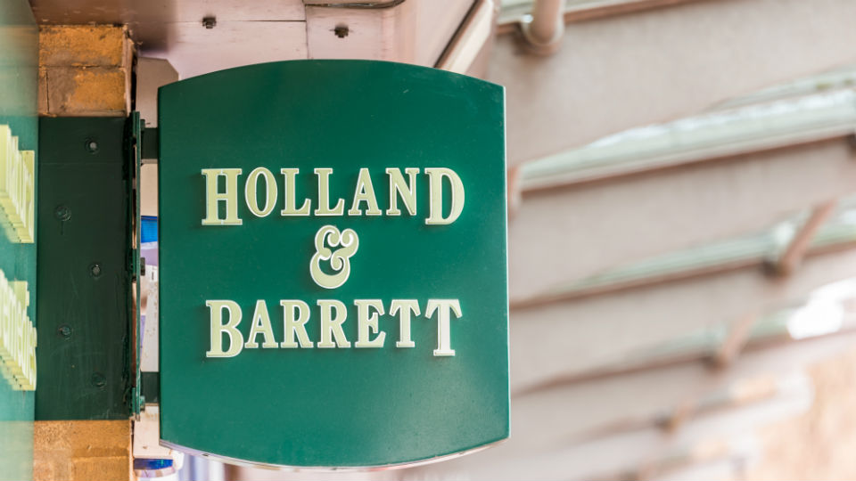 Microplastics en parabenen uit alle huidproducten Holland & Barrett