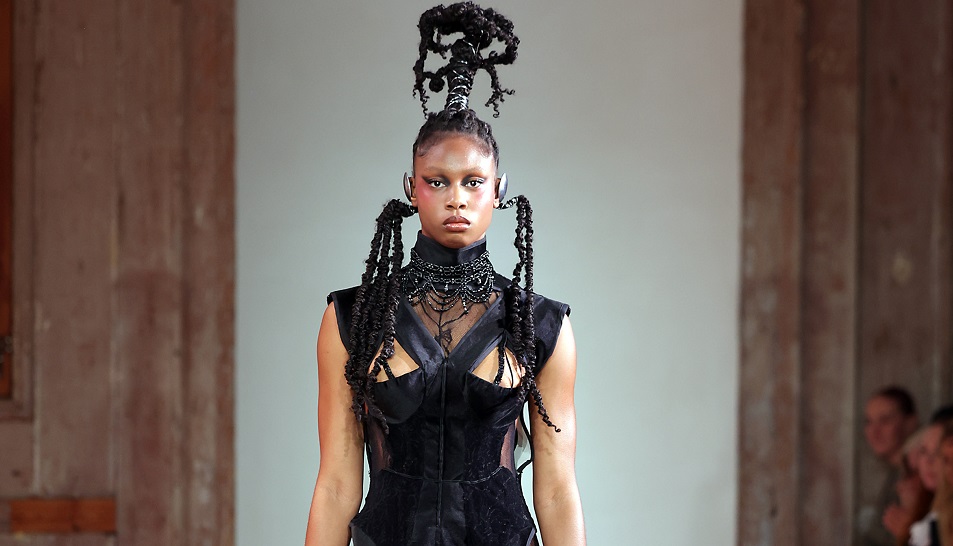 Yousra Razine Mahrah wint Lichting 2023 AFW