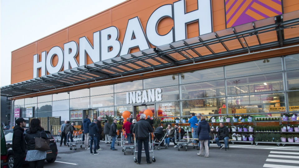 Hornbach Den Haag introduceert een mannenhandtas