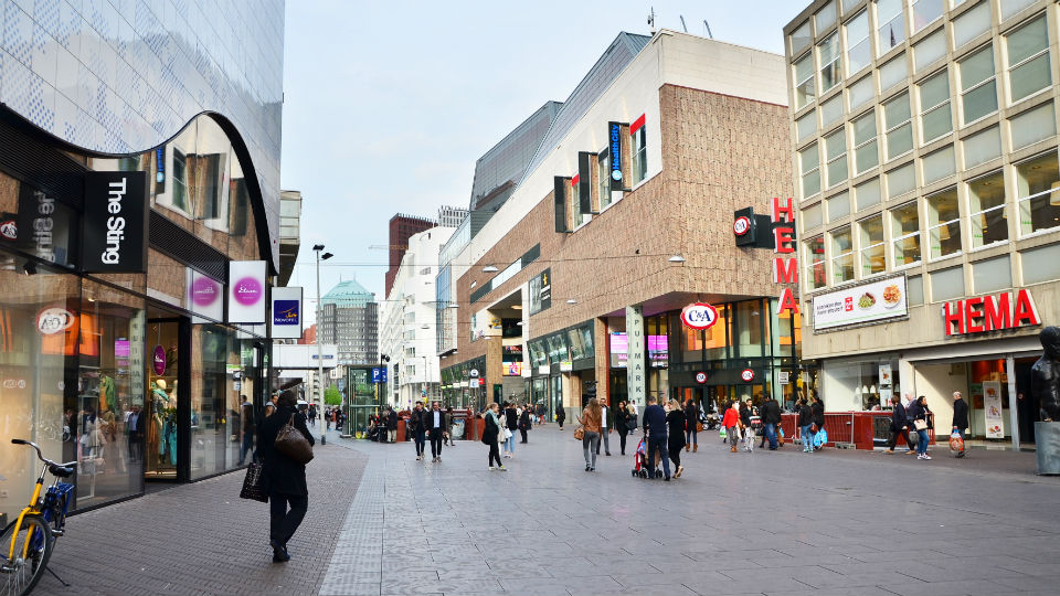 Detailhandel zet bijna 3 procent meer om in juni