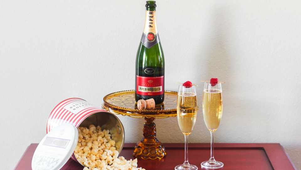 The Grand lanceert Piper-Heidsieck Cinema Nights met strand