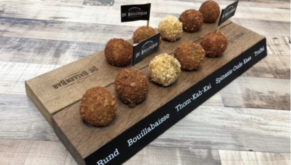 Amsterdamse bitterballen en Rotterdamse burgers in nieuwe Scheveningse Foodhall
