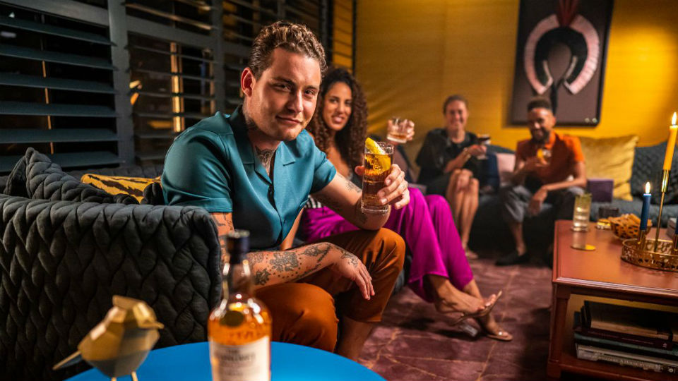 Douwe Bob moet stereotypes whisky doorbreken  