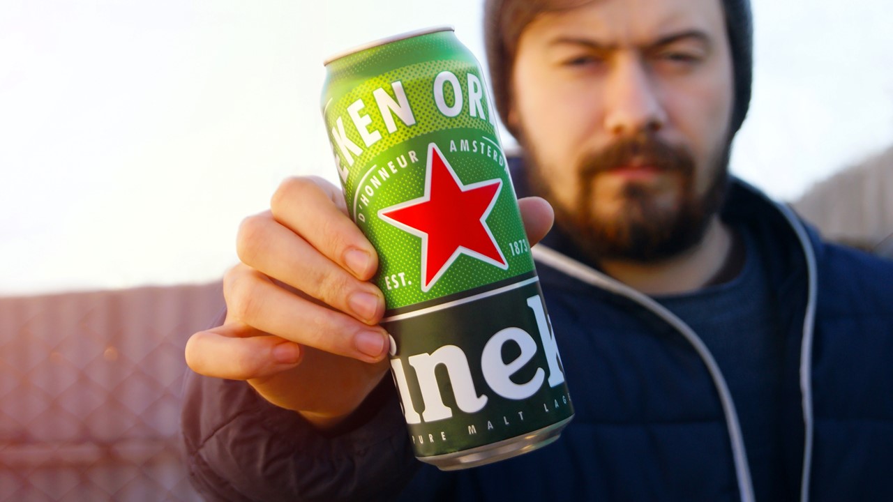 Heineken langer verblijf in Rusland noodzakelijk om massaontslag te