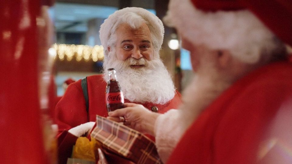 Coca-Cola lanceert kerstcommercial ‘The World Needs More Santas