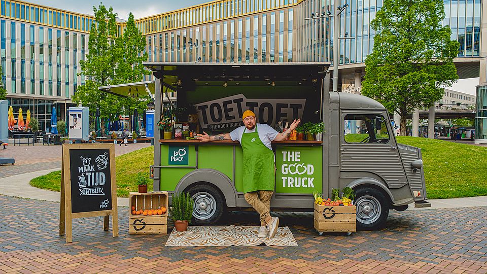 La Place lanceert campagne met tv-kok Nick Toet