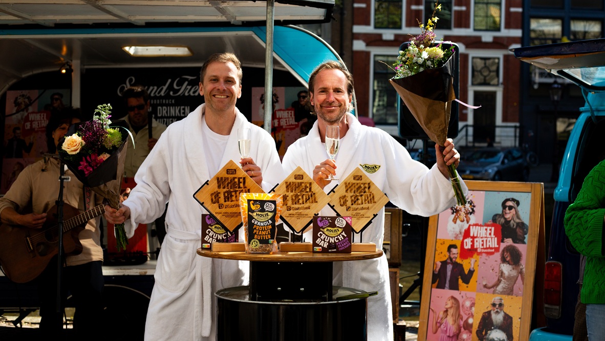 Holie's wint drie Wheels of Retail