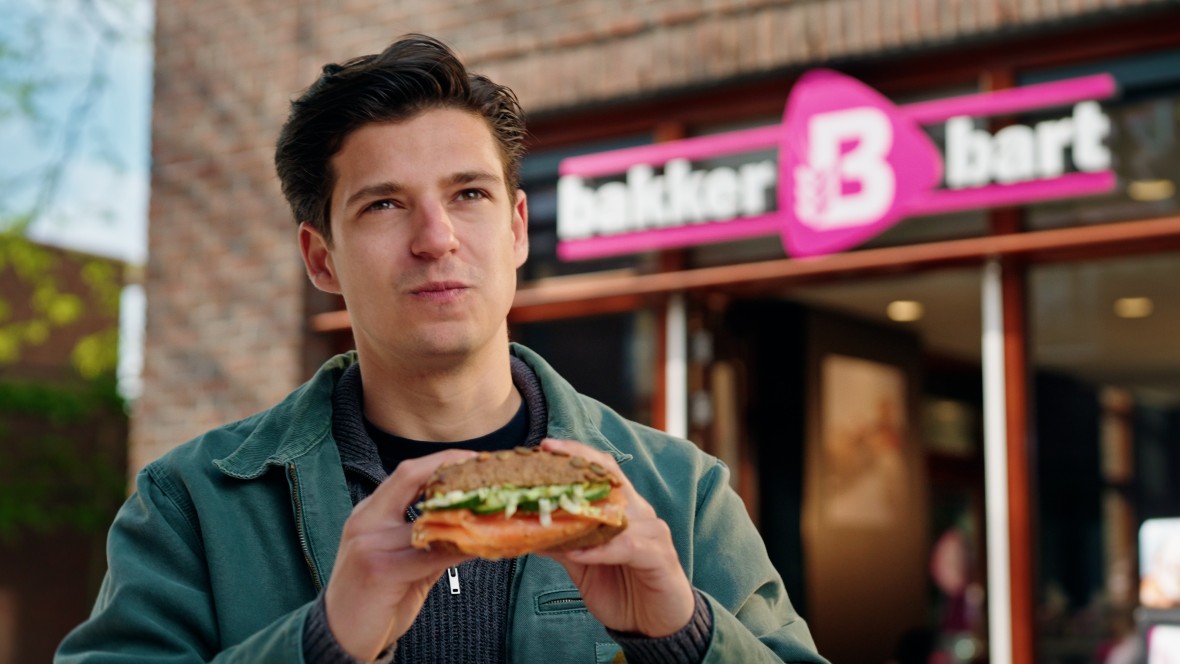 Bakker Bart speelt in op knorrende trek