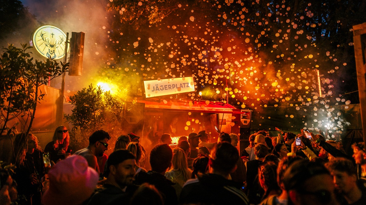 Jägermeister laat activatie werken via geheime deur