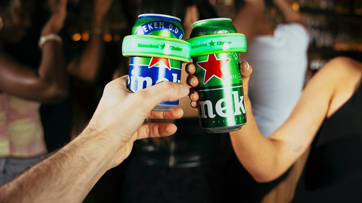 Heineken lanceert The Clinker op Coachella 2026