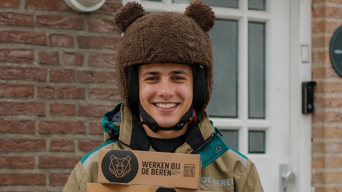 Berenhelm keert terug in straatbeeld